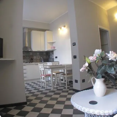 Appartamento Mit Garten In Einem Alten Haus
